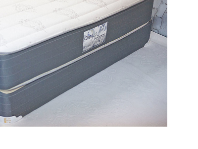 The Gel Platinum Plush mattress available at Moor's Mattress in Dallas, TX.